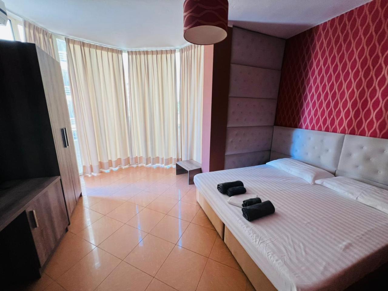 Inn Hotel Škalngur Exteriér fotografie