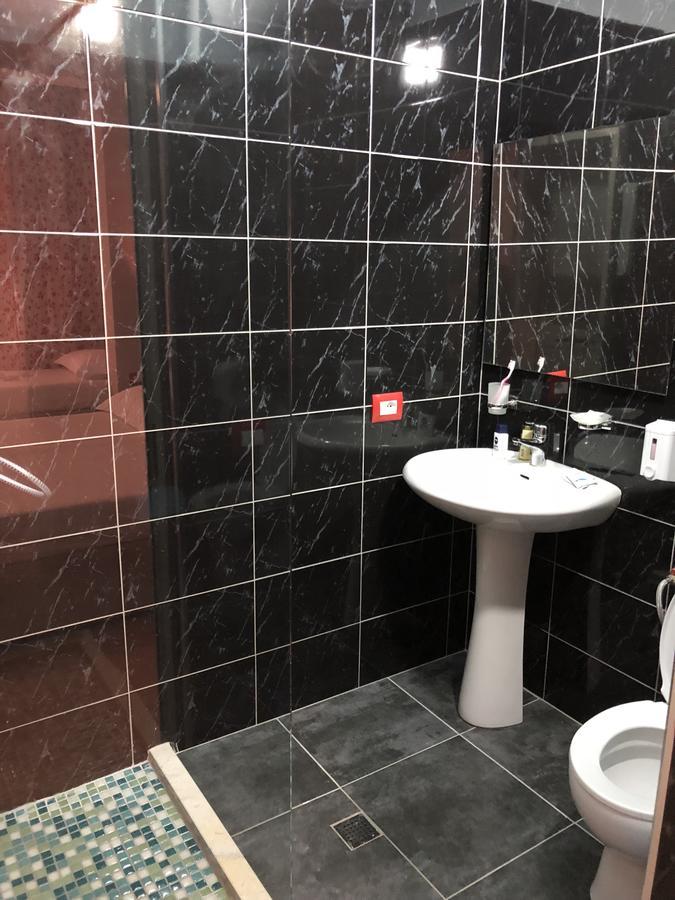 Inn Hotel Škalngur Exteriér fotografie