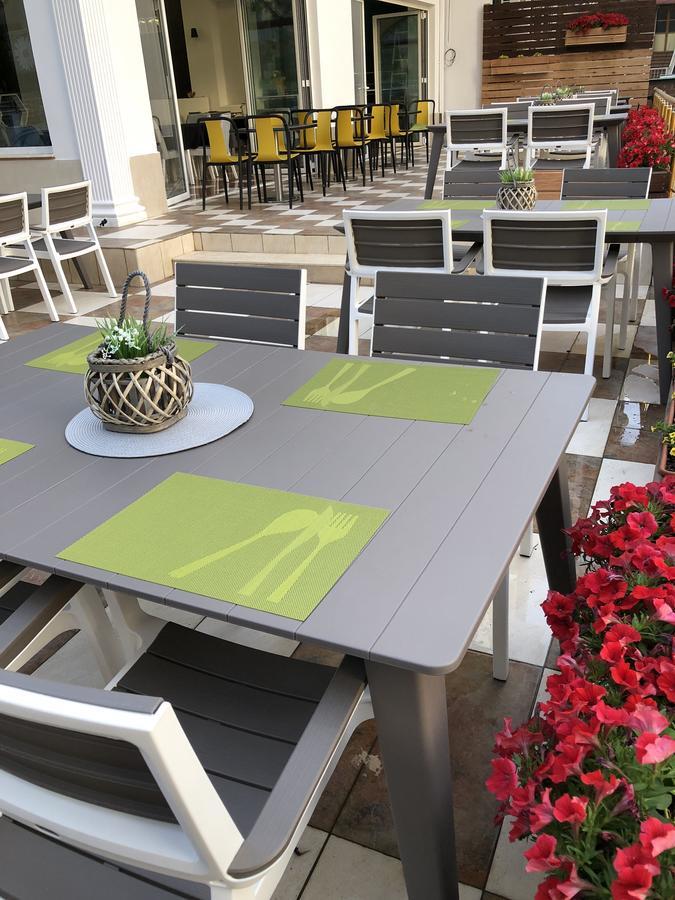 Inn Hotel Škalngur Exteriér fotografie