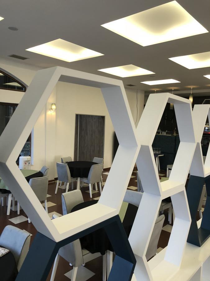 Inn Hotel Škalngur Exteriér fotografie