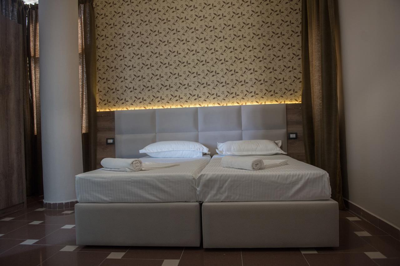 Inn Hotel Škalngur Exteriér fotografie