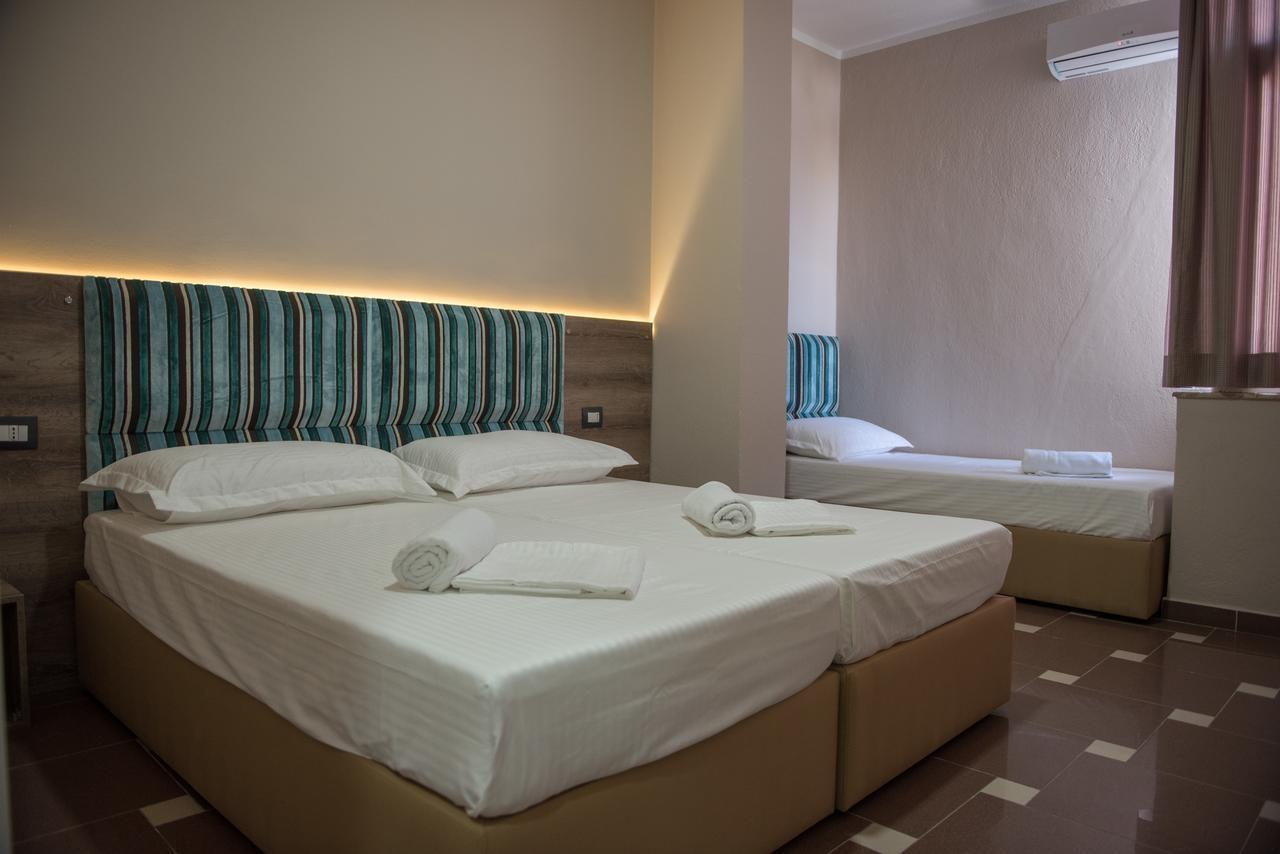 Inn Hotel Škalngur Exteriér fotografie