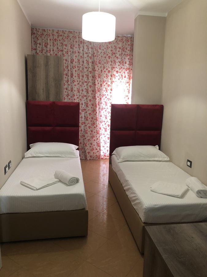 Inn Hotel Škalngur Exteriér fotografie