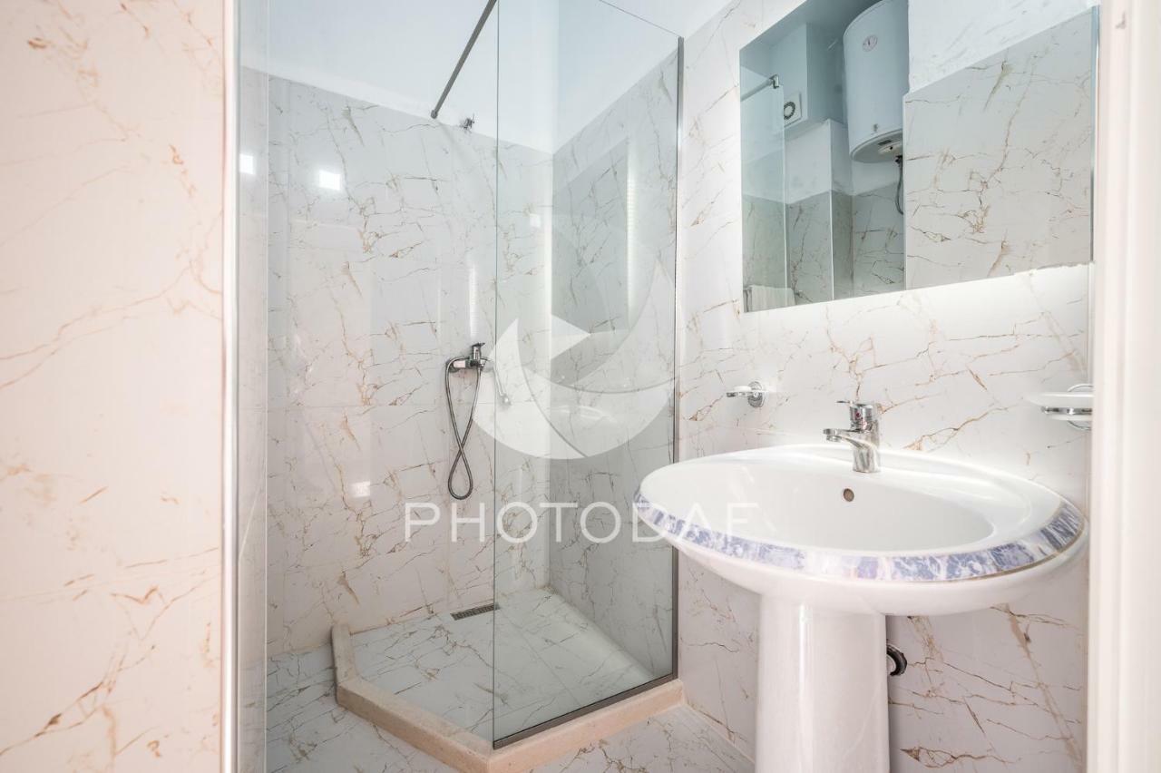 Inn Hotel Škalngur Exteriér fotografie